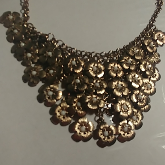 Necklace - Picture 3 of 3